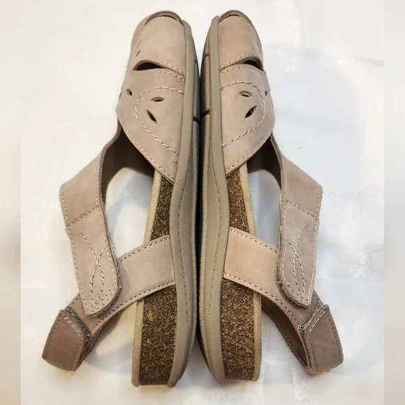 Earth Origins Etbirdine Comfort Support Tan Leather Slip On Sandal Size 7M - Picture 6 of 10